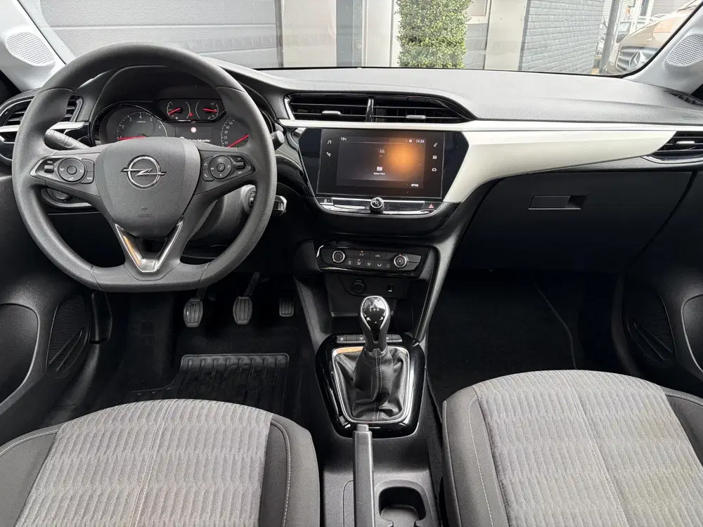Opel Corsa 1.2 Edition uit 2020, foto 11