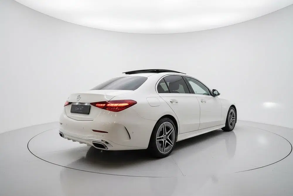 Mercedes-Benz C-Klasse 180 AMG PANO MEMORY HUD 360 NAP uit 2022, foto 6