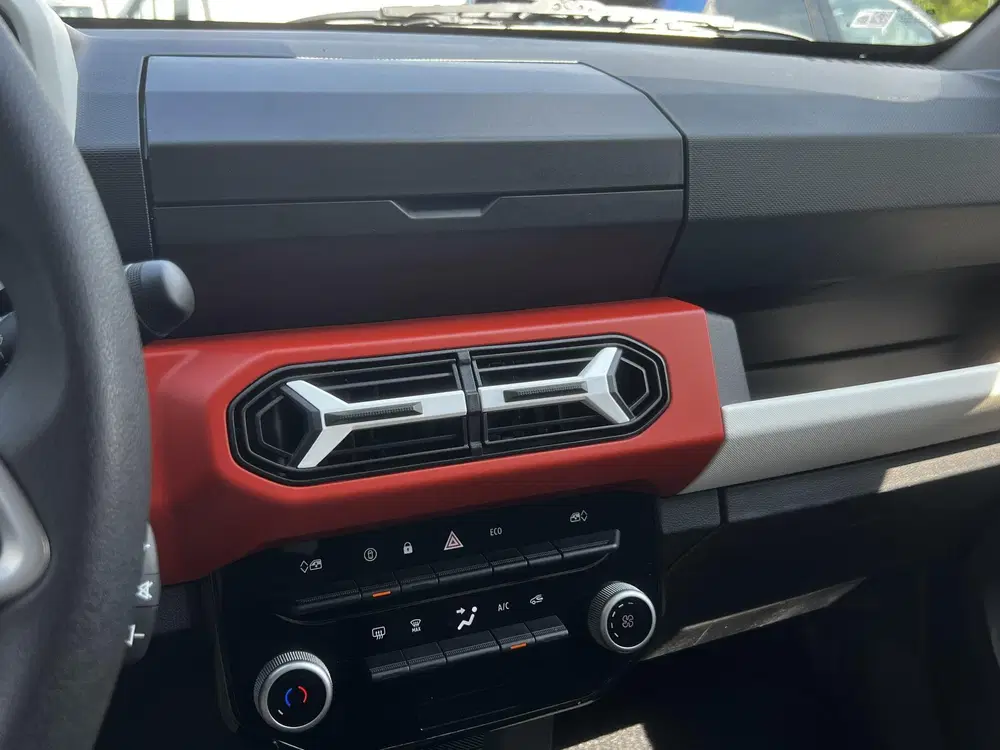 Dacia Spring Expression 45 26.8 kWh uit 2025, foto 10