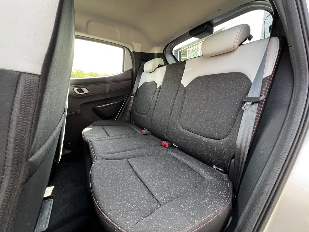 Dacia Spring Expression 45 26.8 kWh uit 2025, foto 8