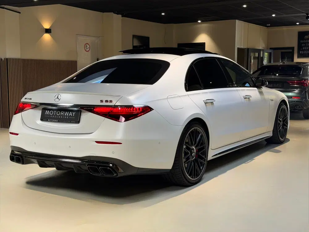 Mercedes-Benz S-Klasse AMG 63 S E Performance uit 2024, foto 8