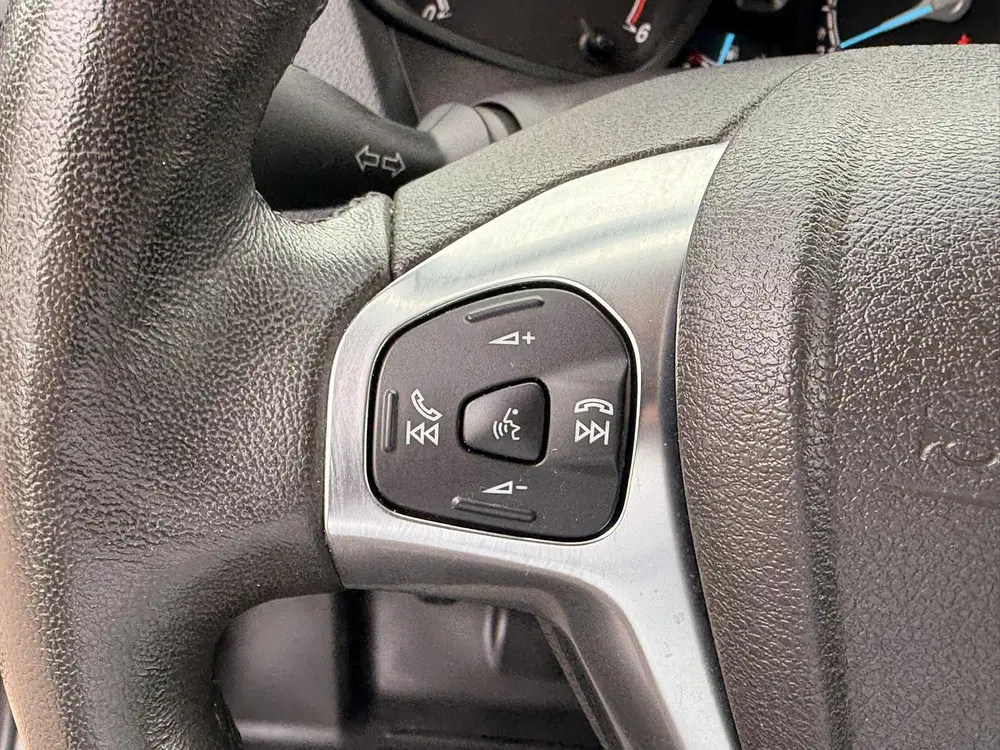 Ford Transit Courier 1.5 TDCI Limited Duratorq S&S 100pk uit 2023, foto 9