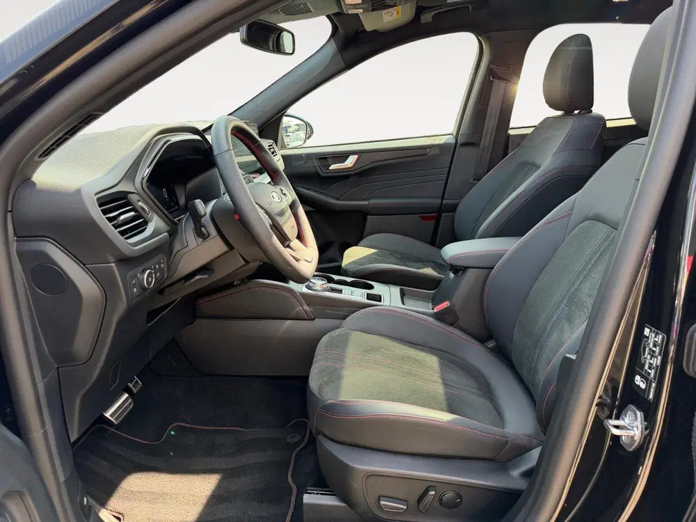 Ford Kuga 2.5 PHEV ST-Line X uit 2026, foto 13
