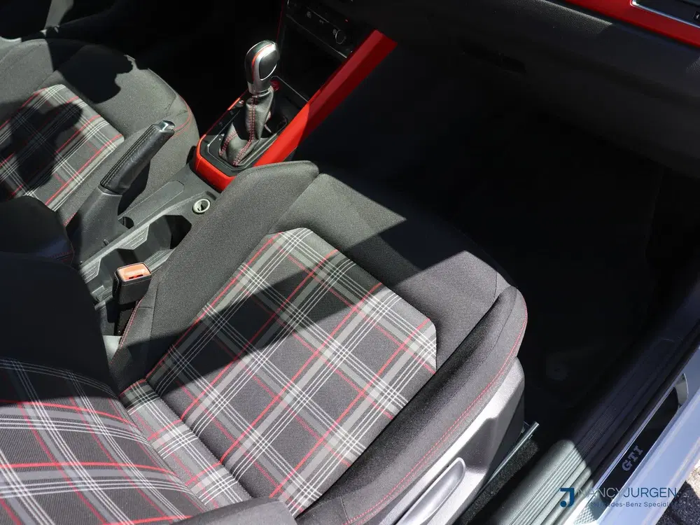 Volkswagen Polo 2.0 TSI uit 2019, foto 4