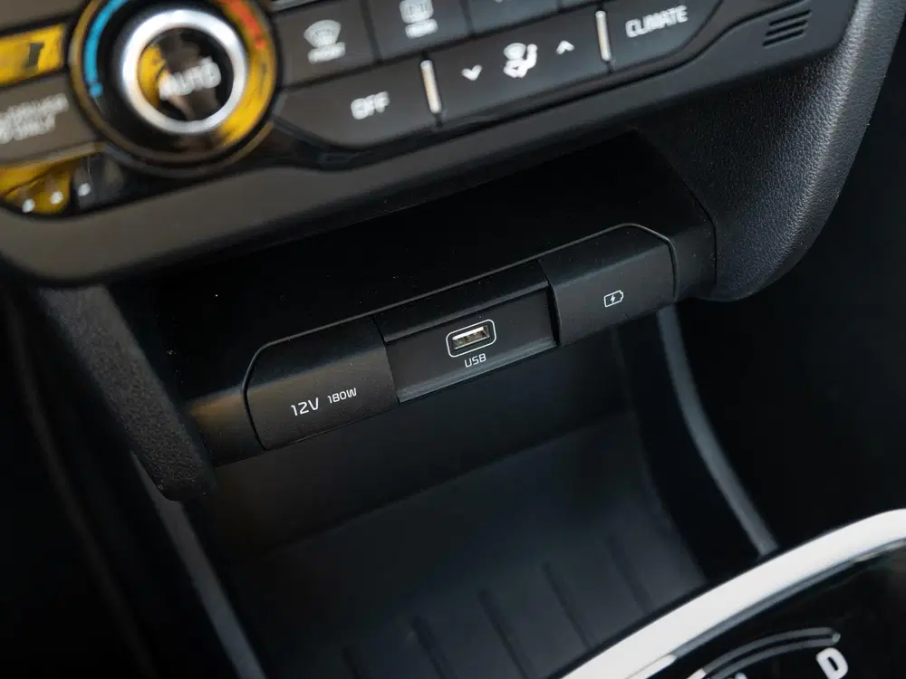 Kia Niro DynamicPlusLine 64 kWh SOH 99 uit 2021, foto 13