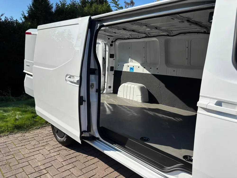 Farizon SV L2H1 231PK uit 2026, foto 8