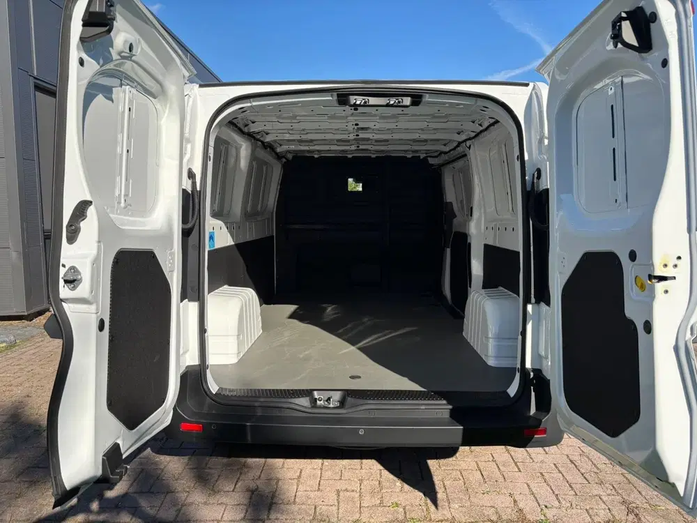 Farizon SV L2H1 231PK uit 2026, foto 9