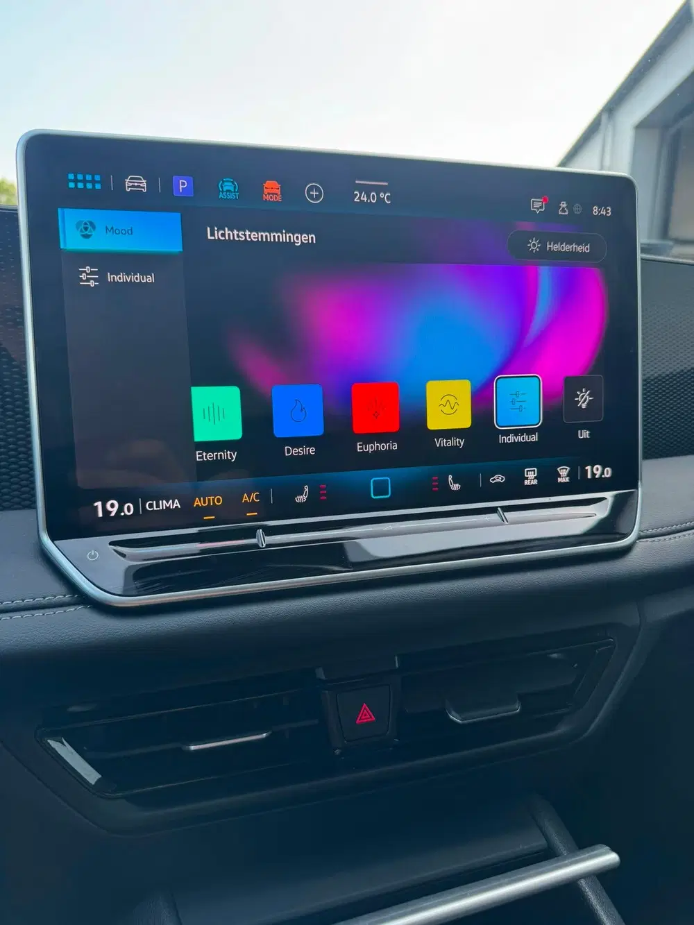 Volkswagen Tiguan 1.5 eTSI Life Edition 360 Camera uit 2025, foto 15