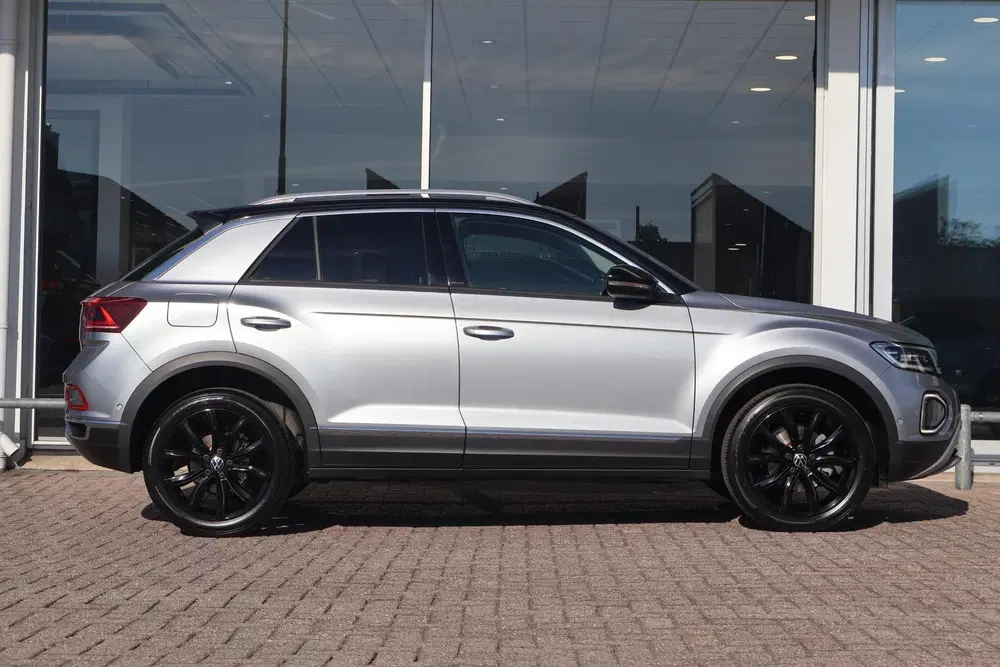 Volkswagen T-Roc 1.5 TSI 150pk Style uit 2022, foto 3