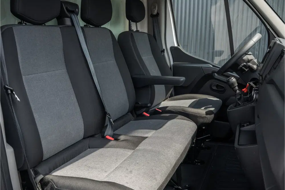Renault Master *2.3dCi uit 2023, foto 12
