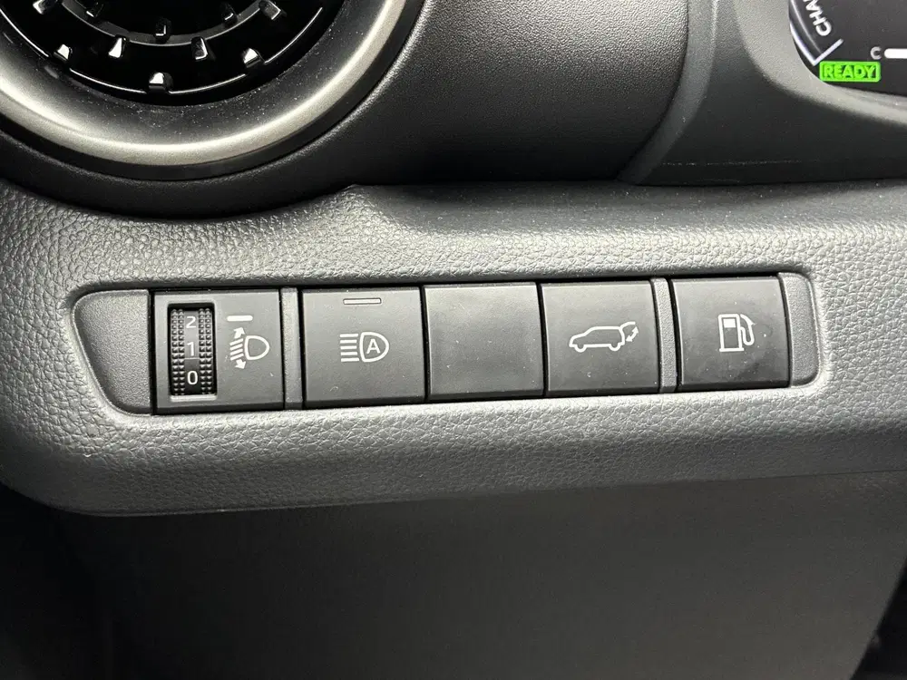 Toyota C-HR 1.8 Hybrid 140 First Edition uit 2025, foto 15