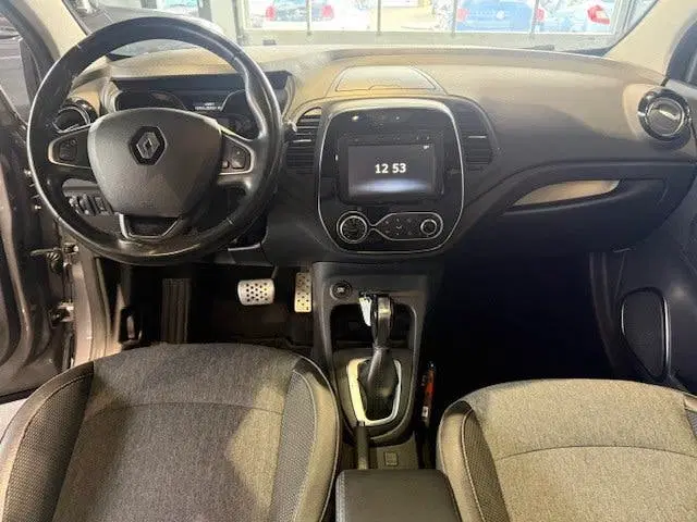 Renault Captur 1.3 TCe Intens Aut. uit 2019, foto 3