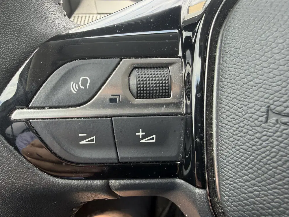Peugeot 2008 1.2 Allure Camera * LED * Apple uit 2022, foto 14