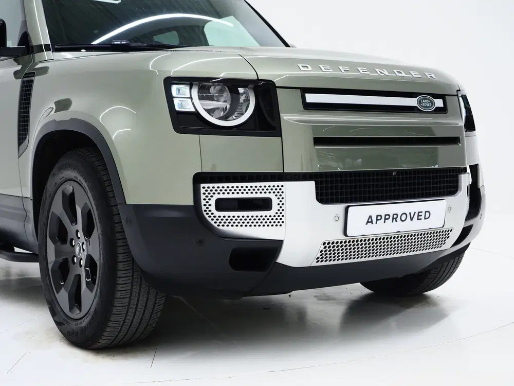 Land Rover Defender 2.0 P400e 110 uit 2021, foto 12