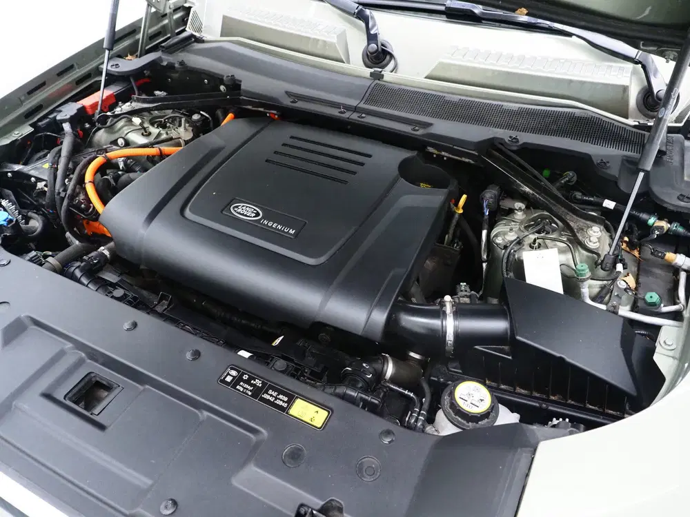 Land Rover Defender 2.0 P400e 110 uit 2021, foto 7