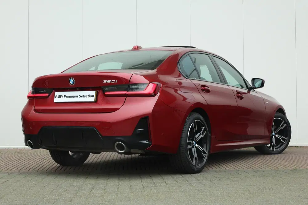 BMW 3-serie 320i uit 2025, foto 5