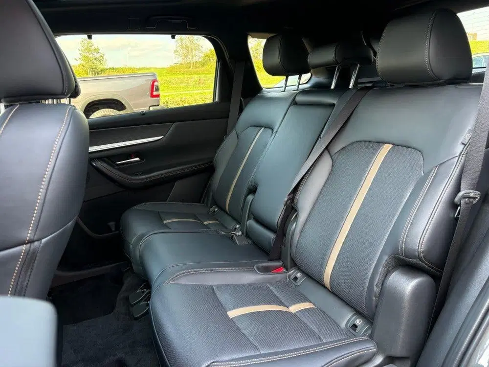 Mazda CX-80 2.5 E-SKYACTIV AWD PLUG-IN HONURA PLUS 7PE uit 2026, foto 6