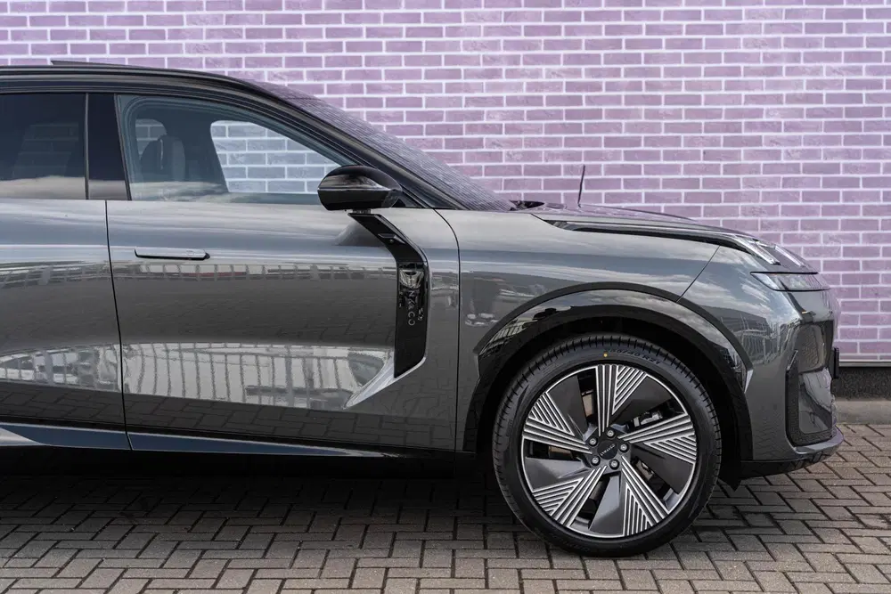 Lynk & Co 08 1.5 Plug-in Hybrid More uit 2026, foto 10