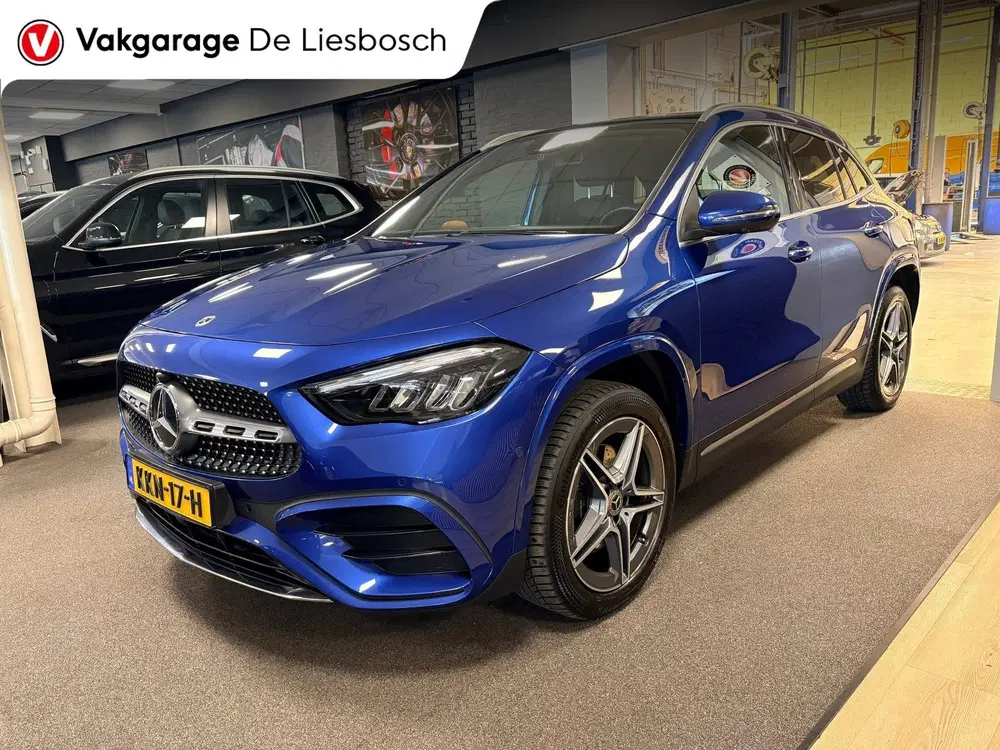 Mercedes-Benz GLA 250 e PHEV Star Edition AMG Line uit 2024, foto 2