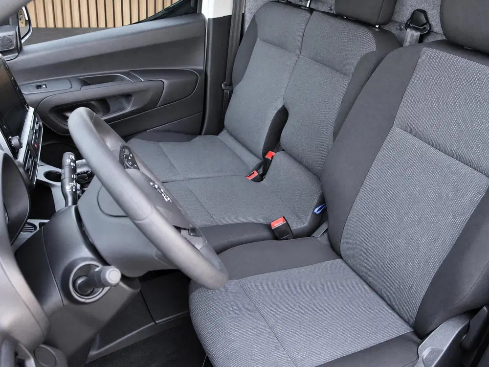 Opel Combo 1.5 BlueHDi 130 S&S L1 uit 2024, foto 14