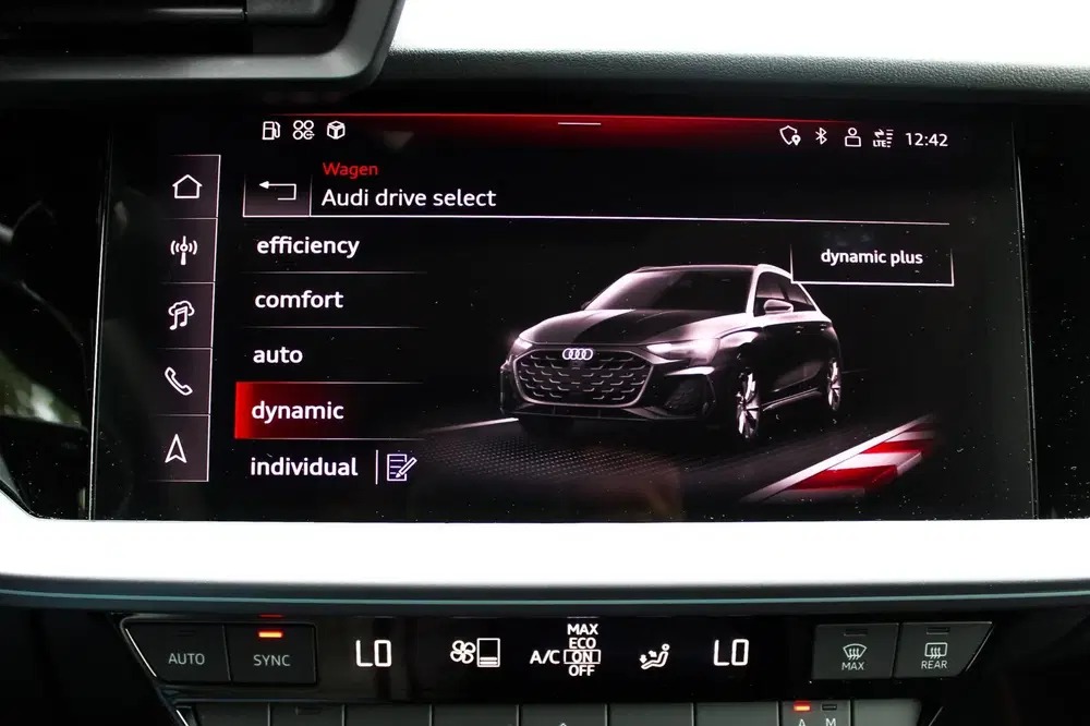 Audi S3 2.0 TFSI S3 quattro PANO SONOS AKRA CARBON uit 2024, foto 11