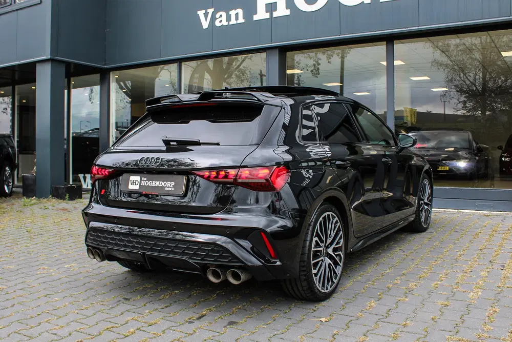 Audi S3 2.0 TFSI S3 quattro PANO SONOS AKRA CARBON uit 2024, foto 5