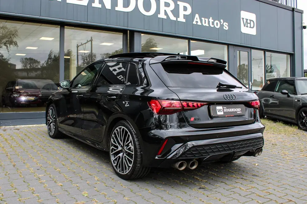Audi S3 2.0 TFSI S3 quattro PANO SONOS AKRA CARBON uit 2024, foto 7