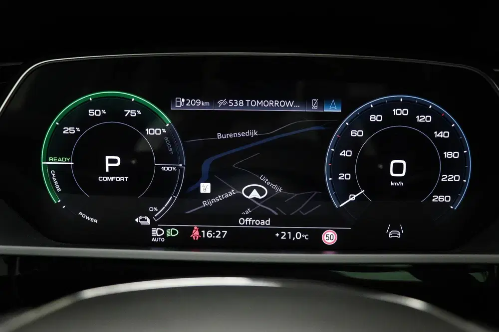 Audi Q8 55 quattro Edition 115 kWh uit 2023, foto 4