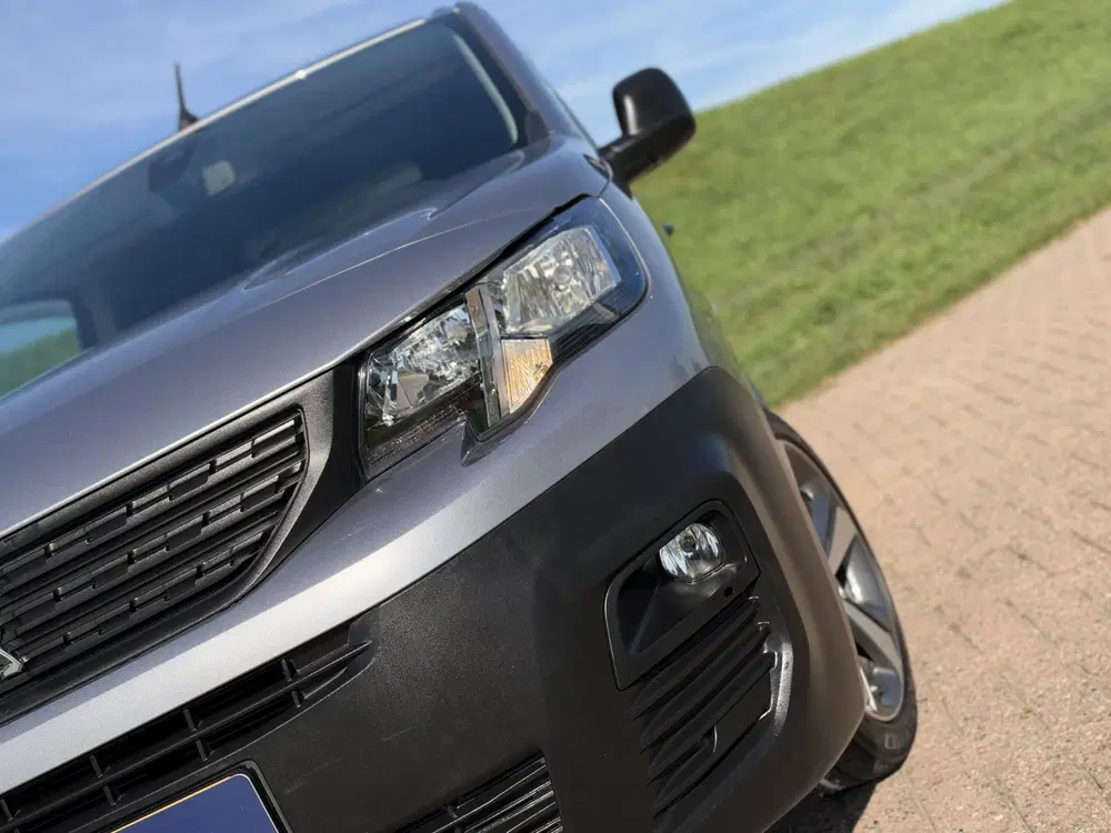Peugeot Partner 1.5 BlueHDI Premium MAD Luchtvering op ach uit 2021, foto 13