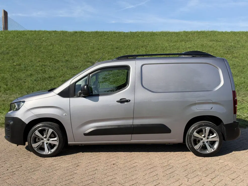 Peugeot Partner 1.5 BlueHDI Premium MAD Luchtvering op ach uit 2021, foto 5