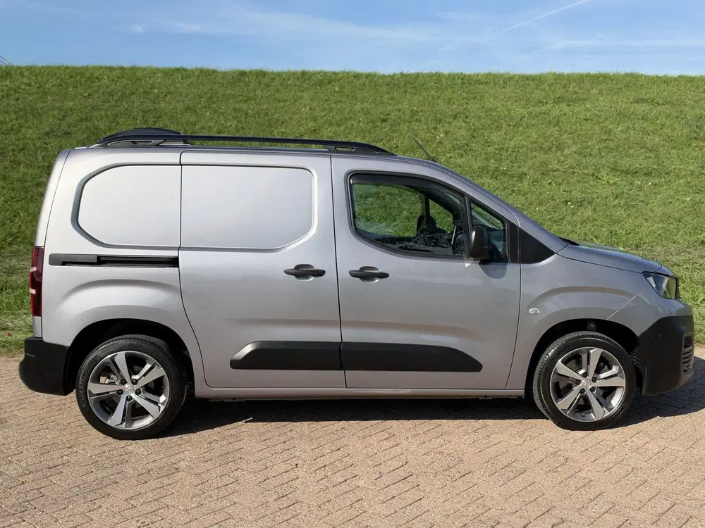 Peugeot Partner 1.5 BlueHDI Premium MAD Luchtvering op ach uit 2021, foto 9