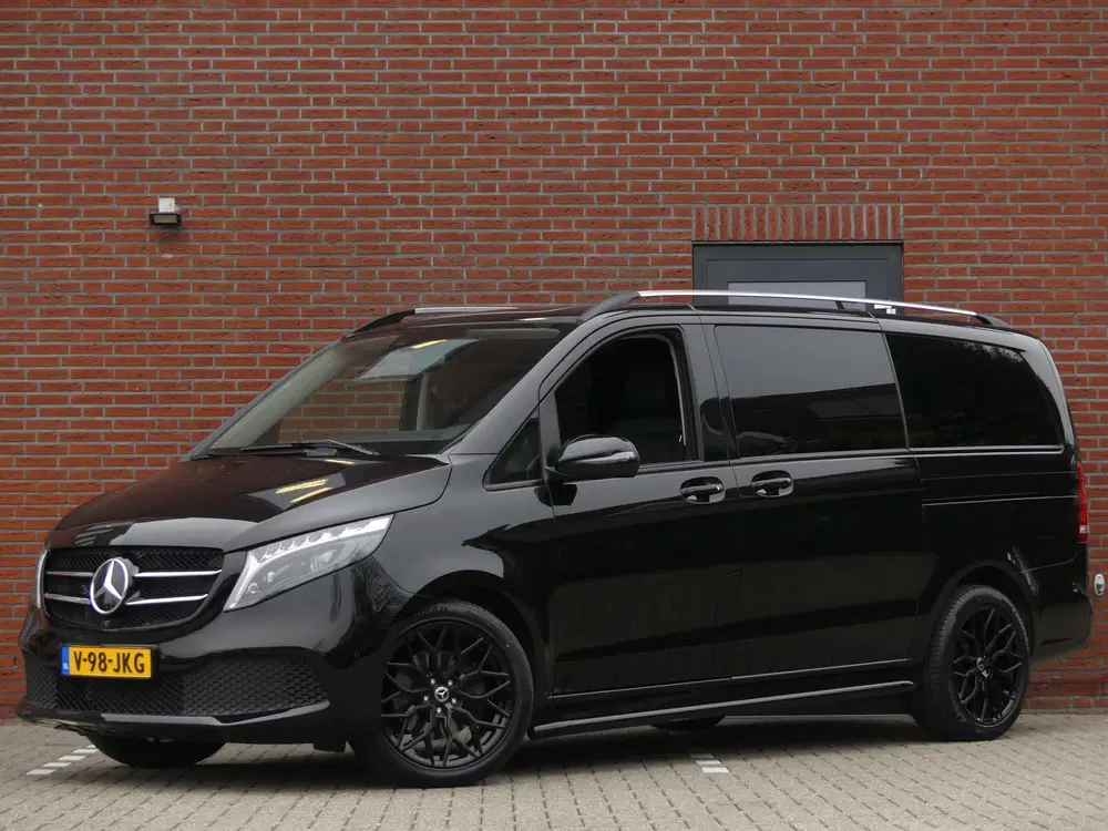 Mercedes-Benz V-Klasse 300d Lang Dubbel Cabine LED uit 2023