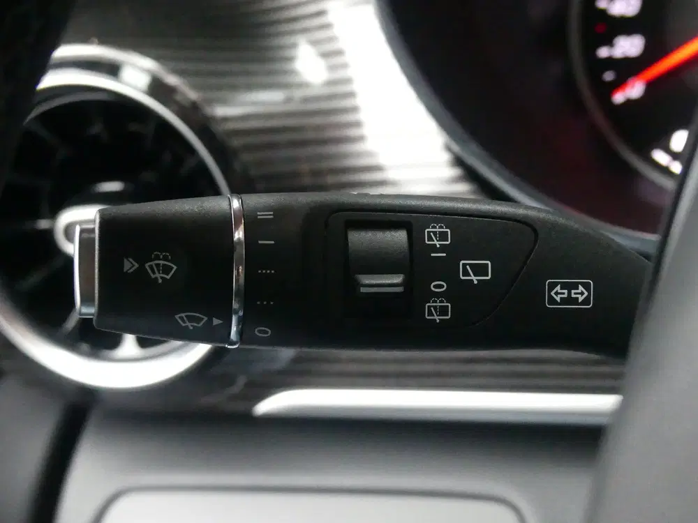 Mercedes-Benz V-Klasse 300d Lang Dubbel Cabine LED uit 2023, foto 15