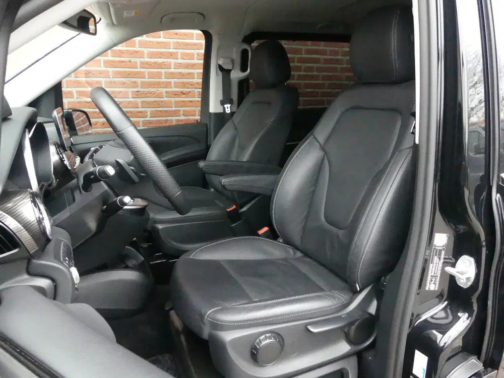Mercedes-Benz V-Klasse 300d Lang Dubbel Cabine LED uit 2023, foto 5
