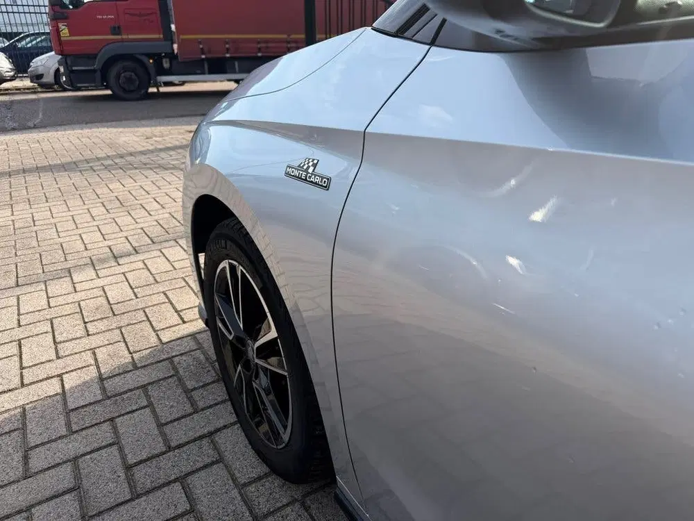Skoda Fabia 1.0 TSI Monte Carlo uit 2025, foto 7