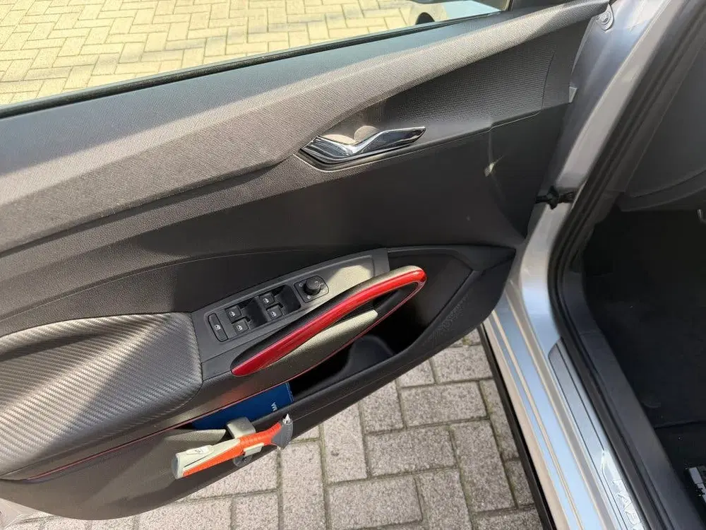 Skoda Fabia 1.0 TSI Monte Carlo uit 2025, foto 9