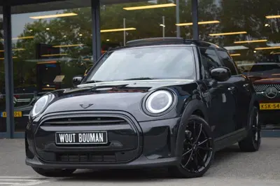 Mini Cooper 1.5 Cooper Aut. Led Leder Panorama Camera uit 2023