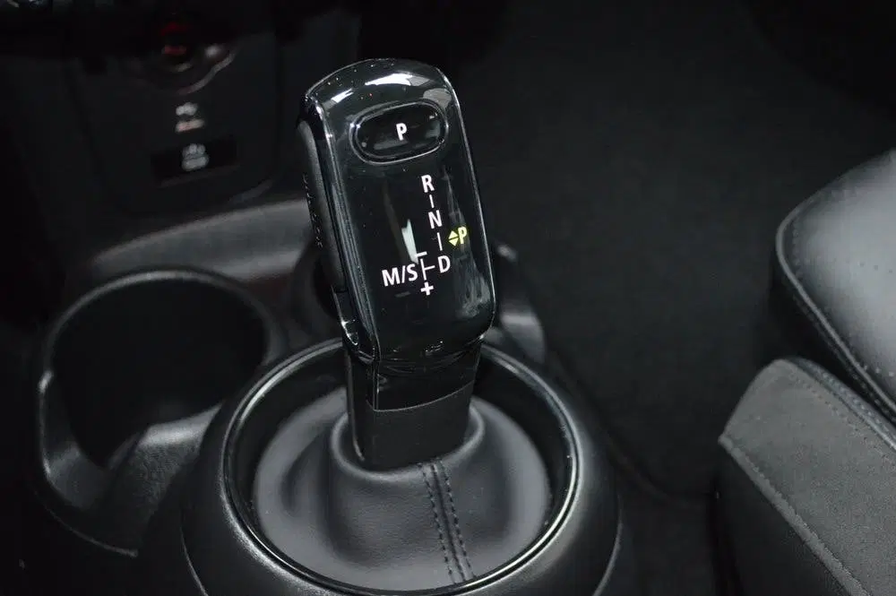 Mini Cooper 1.5 Cooper Aut. Led Leder Panorama Camera uit 2023, foto 14