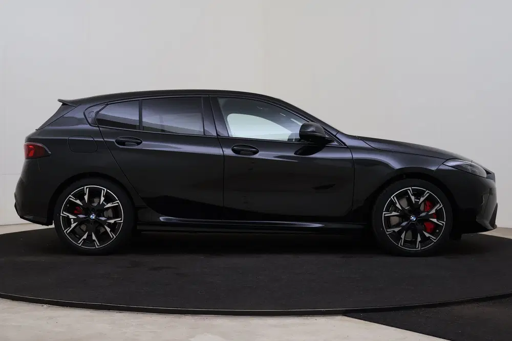 BMW 1-serie 120 M Sport Automaat uit 2026, foto 7