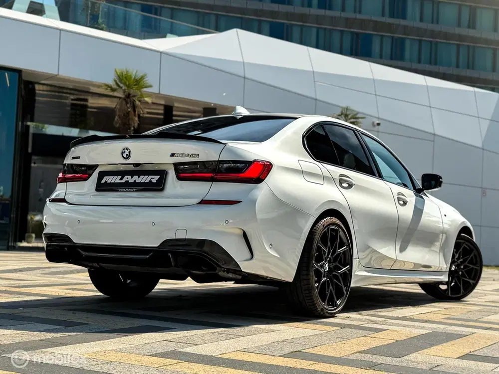 BMW 3-serie M340i xDrive High Executive Edition uit 2020, foto 2