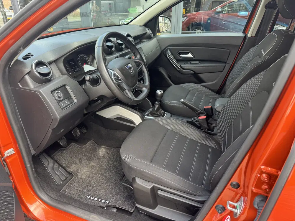 Dacia Duster 1.0 TCe Bi-Fuel Prestige CAMERA-CRUISE uit 2021, foto 8