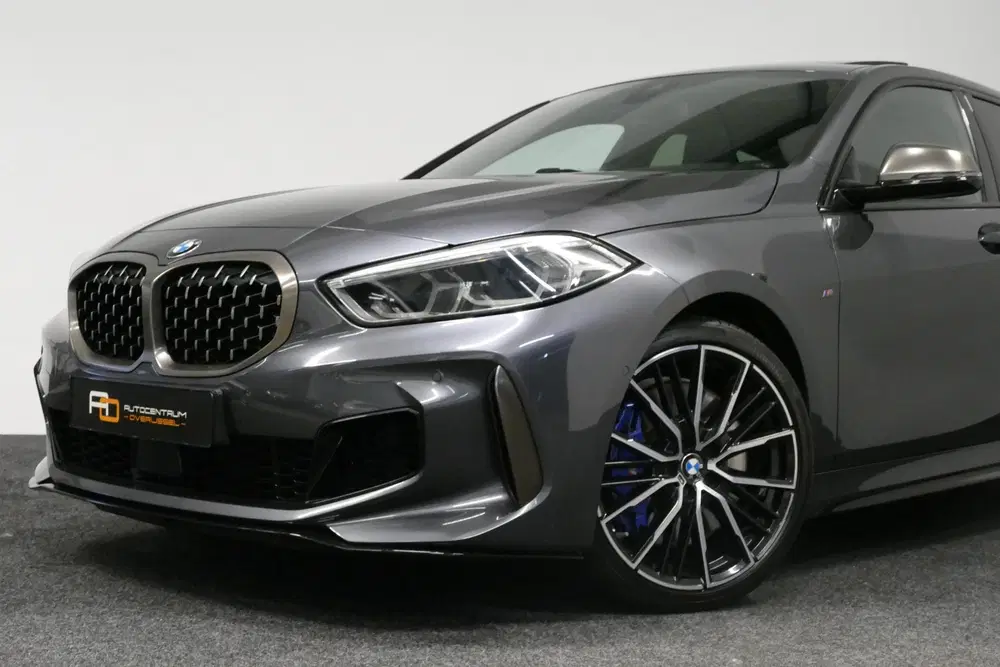 BMW 1-serie M135i xDrive High Executive Edition uit 2020, foto 15