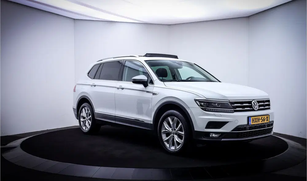 Volkswagen Tiguan Allspace 1.5 TSI Dsg HIGHLINE FULL LED uit 2021, foto 3
