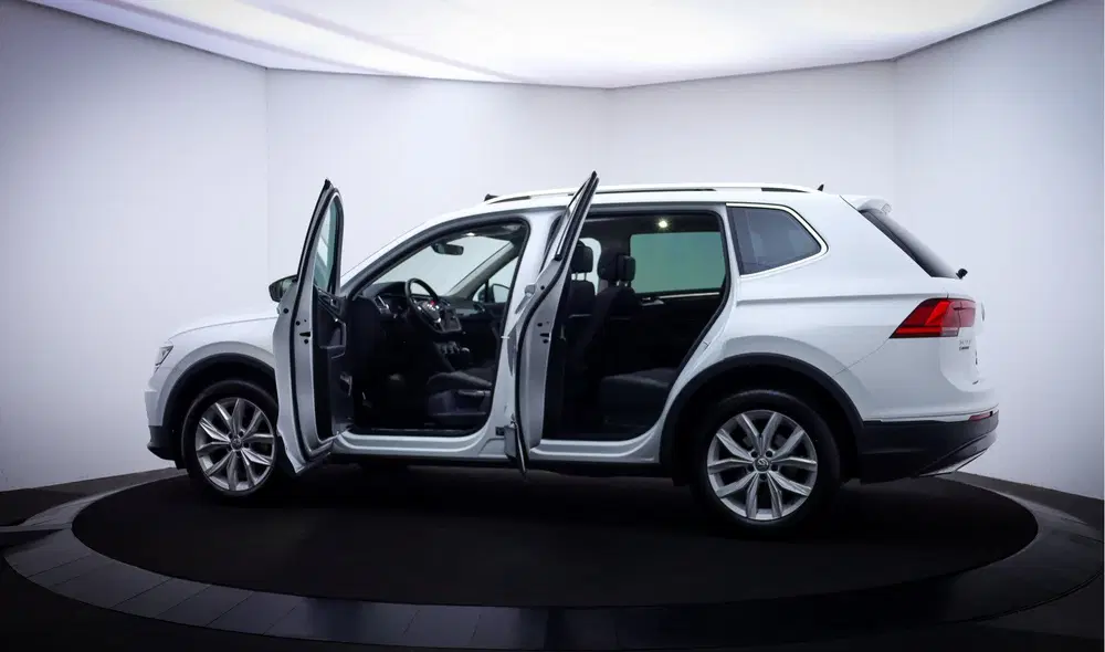 Volkswagen Tiguan Allspace 1.5 TSI Dsg HIGHLINE FULL LED uit 2021, foto 9