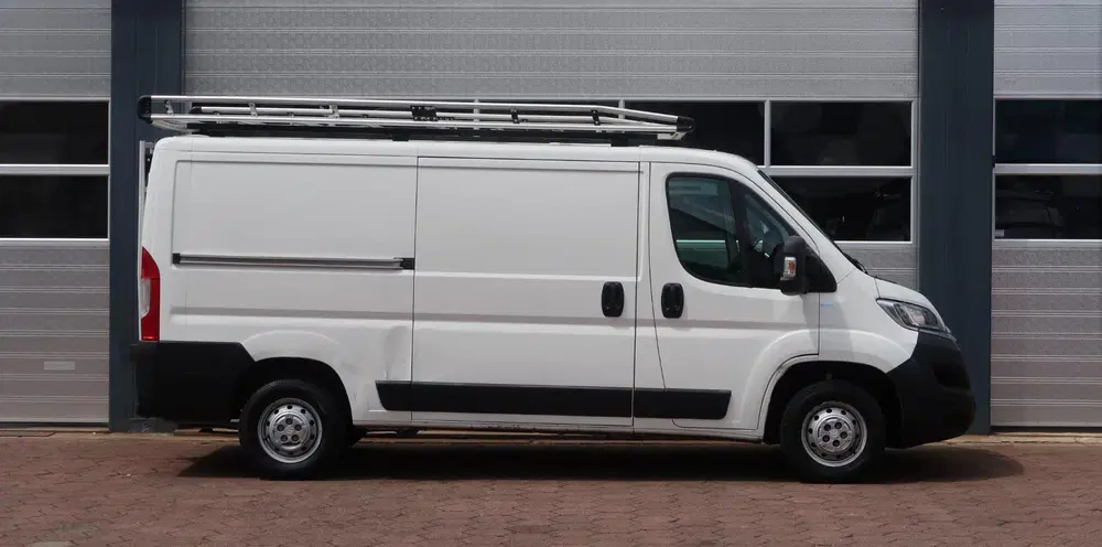 Citroën Jumper Citroen Jumper 30 2.2 BlueHDi 140 L2H1 Clu uit 2021, foto 10
