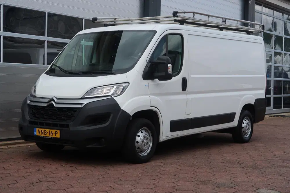 Citroën Jumper Citroen Jumper 30 2.2 BlueHDi 140 L2H1 Clu uit 2021, foto 13