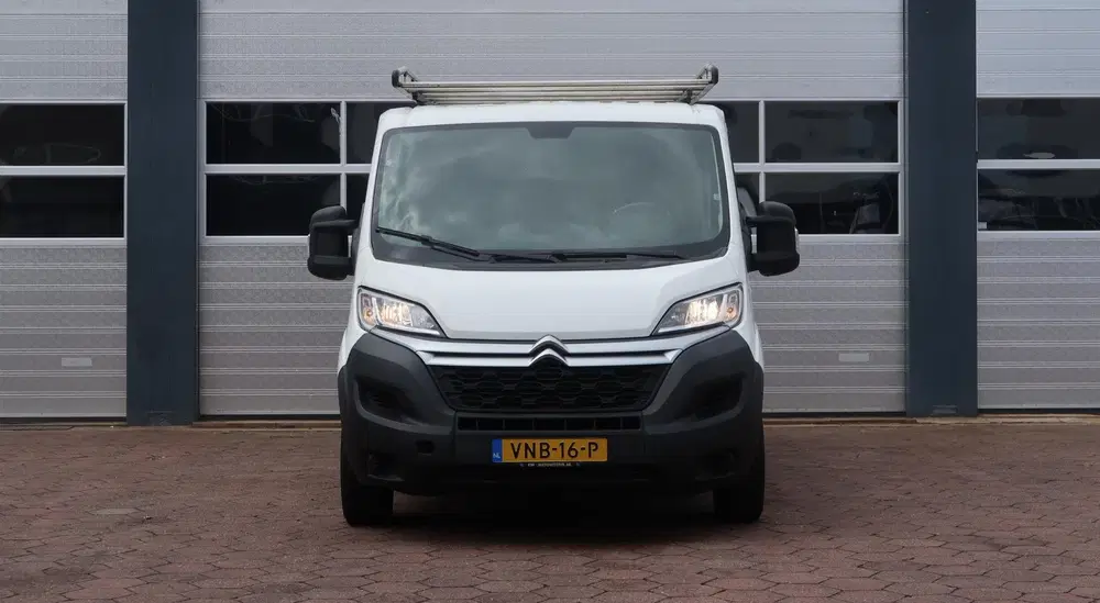 Citroën Jumper Citroen Jumper 30 2.2 BlueHDi 140 L2H1 Clu uit 2021, foto 5