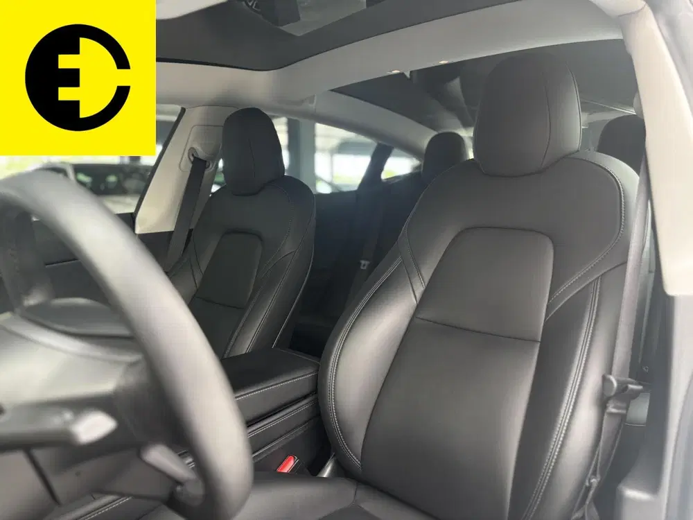 Tesla Model 3 Standard RWD Plus 60 kWh uit 2021, foto 4