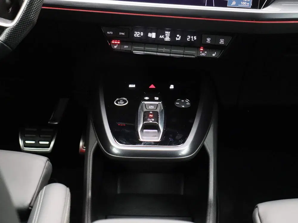 Audi Q4 e-tron 50 quattro S edition 77 kWh 299 PK uit 2024, foto 11