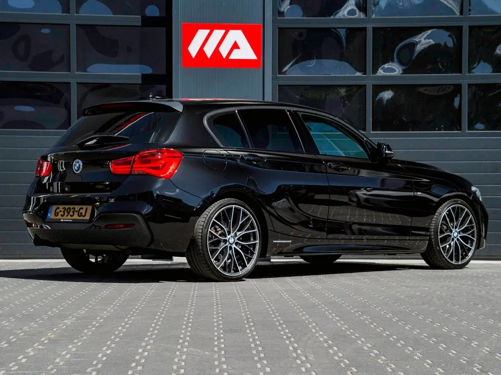 BMW 1-serie 118i M Sport Edition uit 2019, foto 3